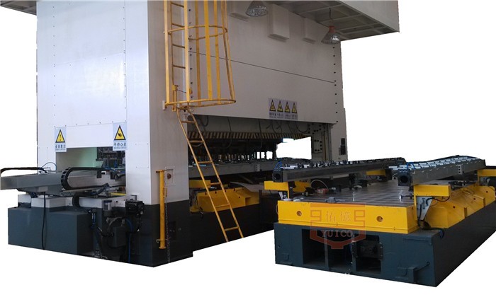 如何選購適合一臺適合自己生產情況的沖壓三次元機械手？